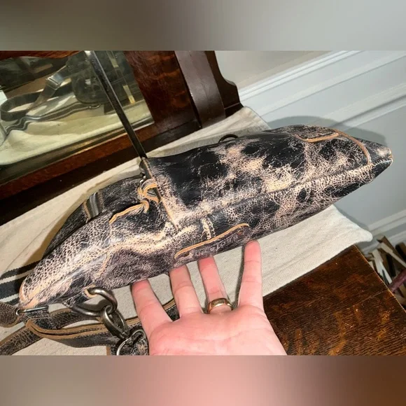 NWOT Bed Stu Leather Aiken 2 Way Crossbody Bag Black Rustic Retail $265 - Picture 8 of 13